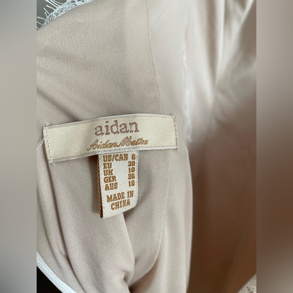 🤍WHITE LACE DRESS🤍 - Picture 3 of 3